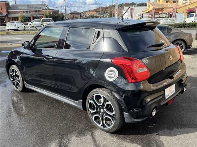SUZUKI SWIFT 2017