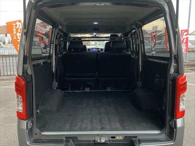 NISSAN NV350 CARAVAN 2018
