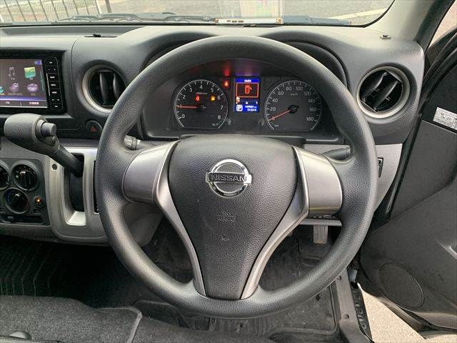NISSAN NV350 CARAVAN 2018