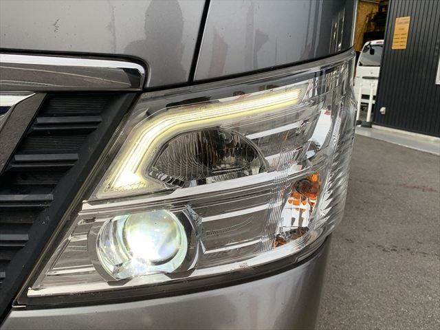 NISSAN NV350 CARAVAN 2018