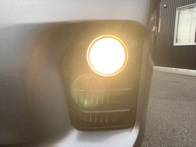 NISSAN NV350 CARAVAN 2018