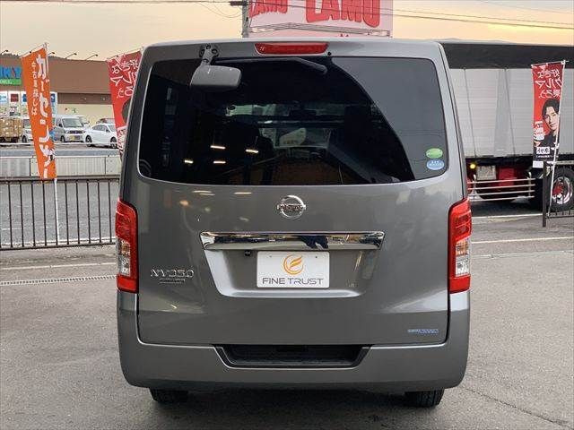 NISSAN NV350 CARAVAN 2018