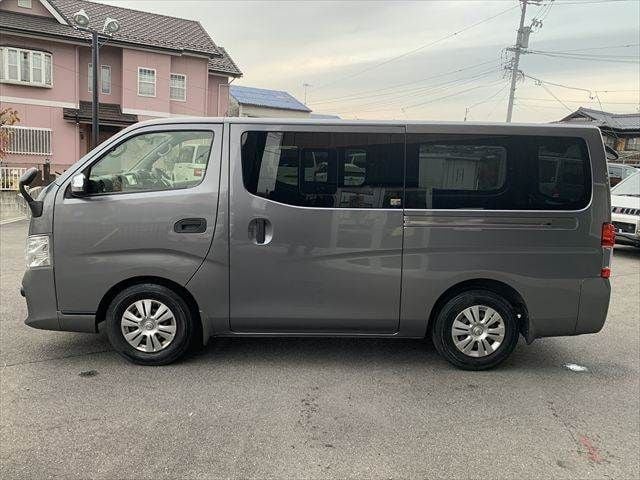 NISSAN NV350 CARAVAN 2018