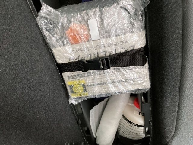 HONDA VEZEL HYBRID 2014