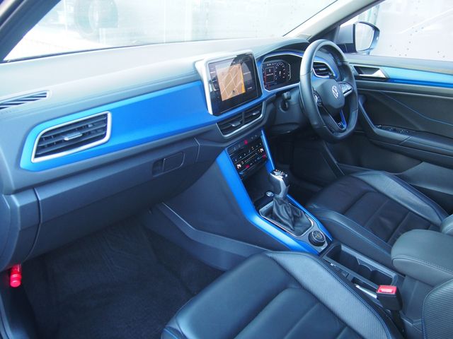 VOLKSWAGEN VOLKSWAGEN T-Roc 2023