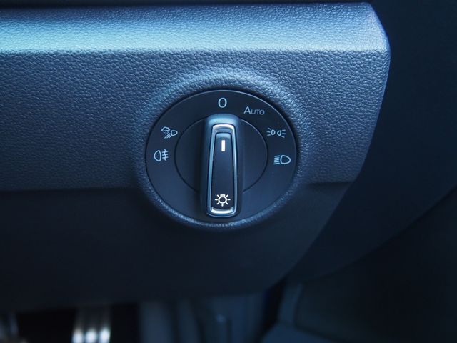 VOLKSWAGEN VOLKSWAGEN T-Roc 2023