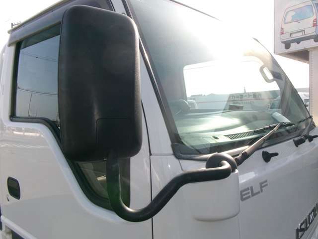 ISUZU ELF 2013