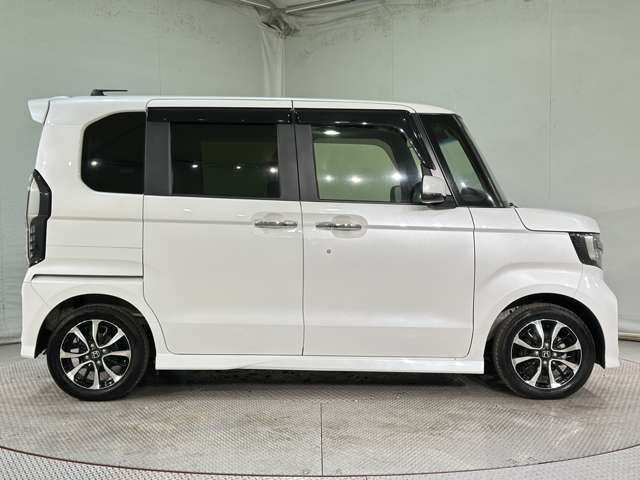 HONDA N BOX CUSTOM 2018