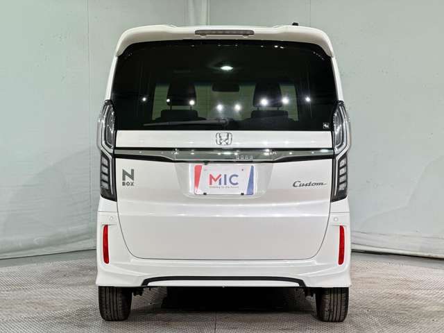 HONDA N BOX CUSTOM 2018