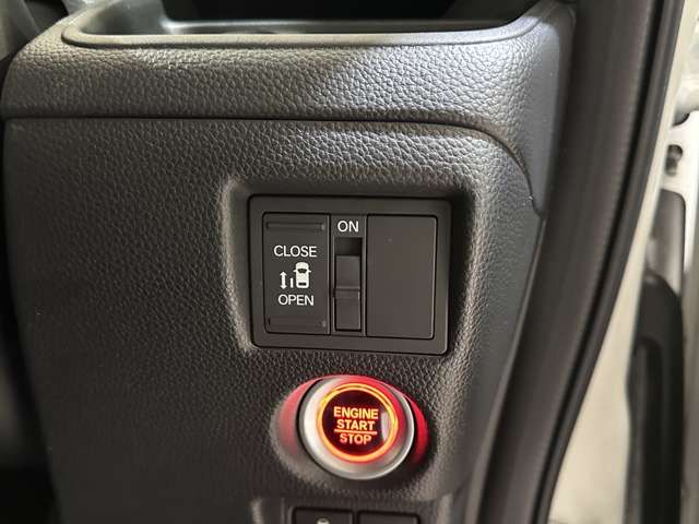 HONDA N BOX CUSTOM 2018