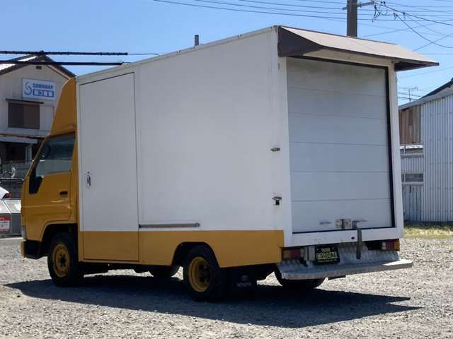 TOYOTA DYNA 1995