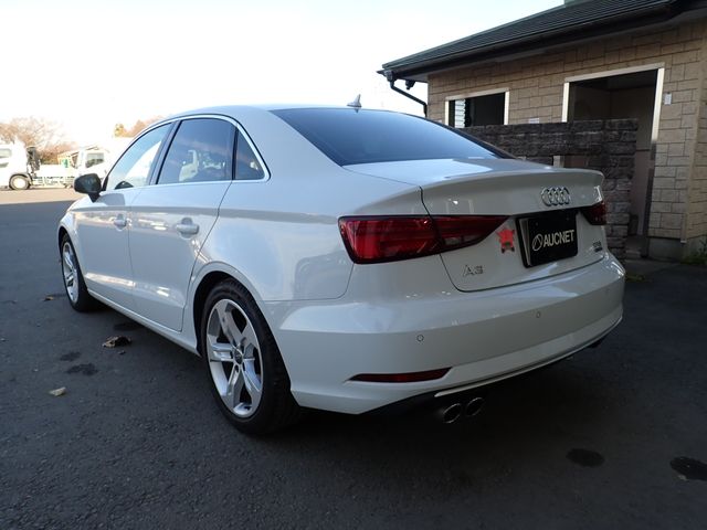 AUDI AUDI A3 Sedan 2017