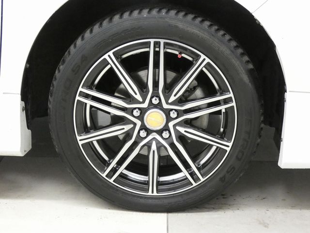 TOYOTA ESQUIRE 4WD 2016