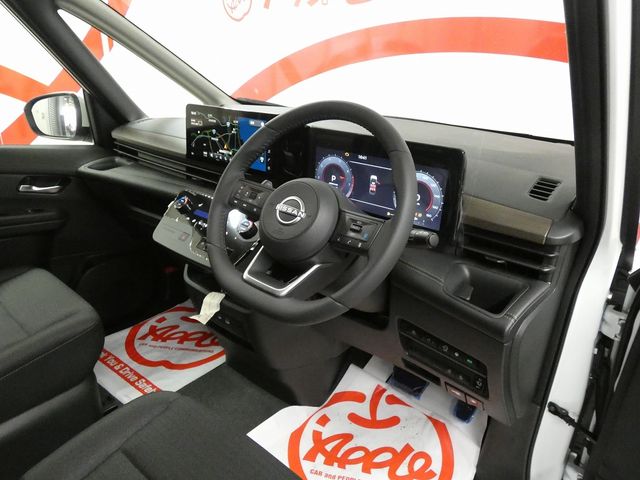 NISSAN SERENA  WG 4WD 2025