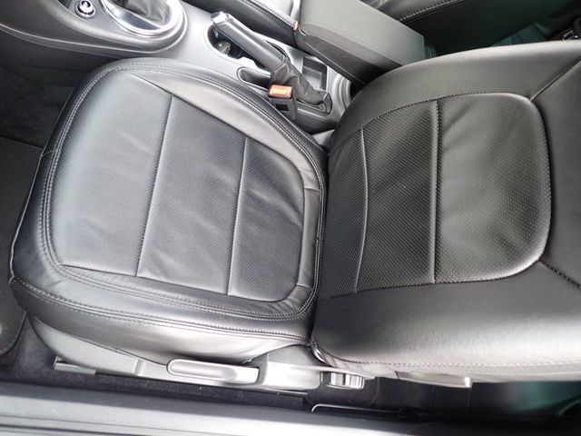 VOLKSWAGEN VOLKSWAGEN The BEETLE 2013