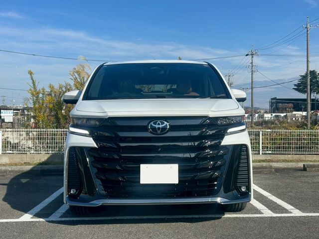 TOYOTA VELLFIRE  HYBRID 2025