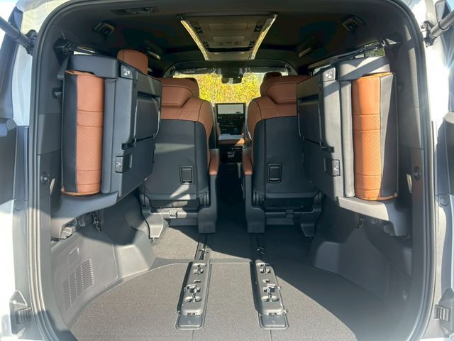 TOYOTA VELLFIRE  HYBRID 2025