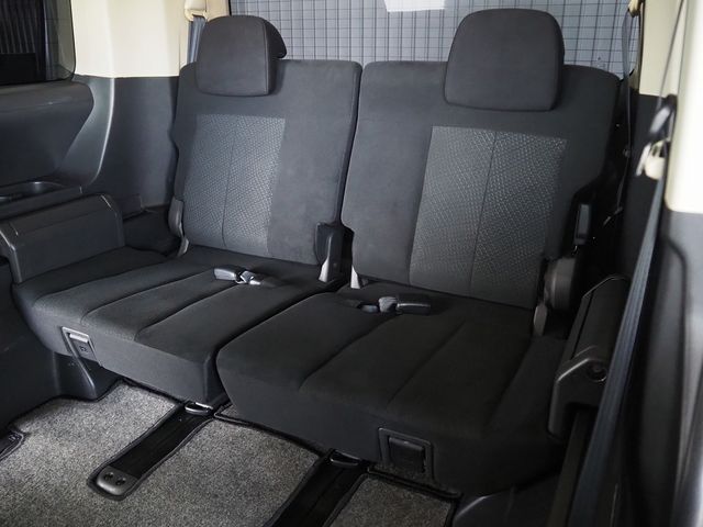 MITSUBISHI DELICA D:5 4WD 2015