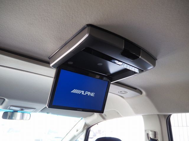 MITSUBISHI DELICA D:5 4WD 2015