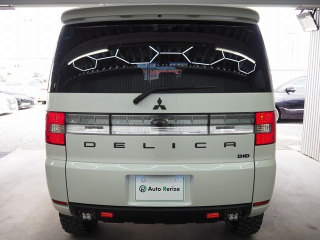 MITSUBISHI DELICA D:5 4WD 2015