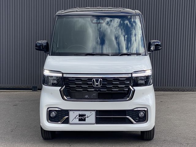 HONDA N BOX CUSTOM 2025