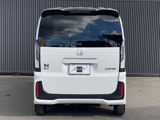 HONDA N BOX CUSTOM 2025