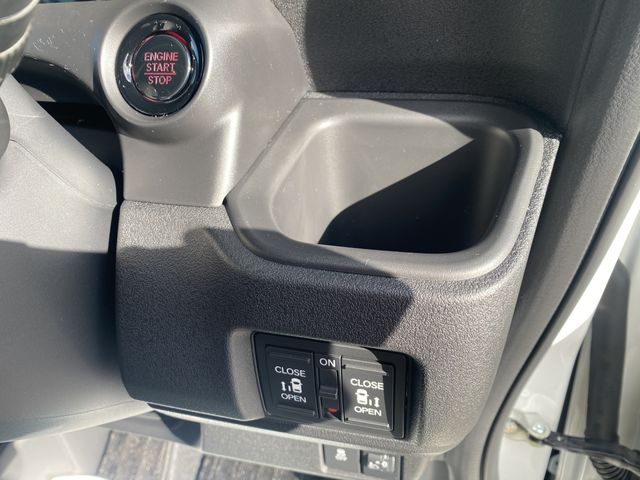 HONDA N BOX CUSTOM 2025