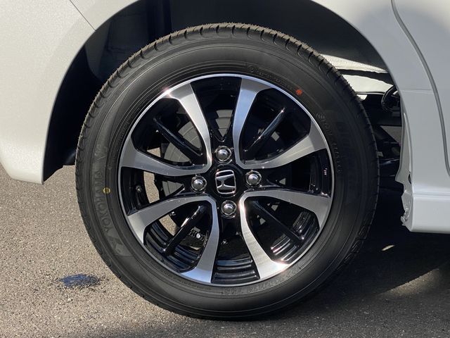 HONDA N BOX CUSTOM 2025