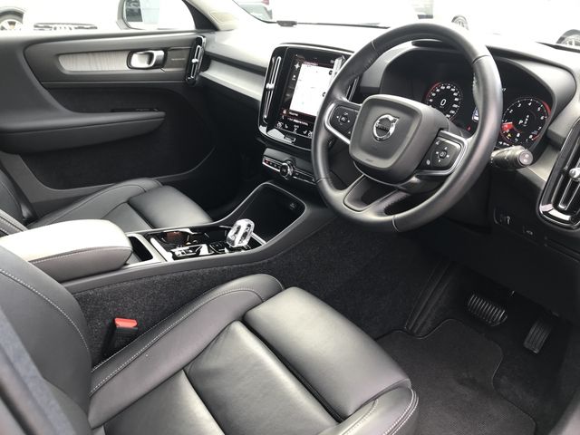 VOLVO VOLVO XC40 2021