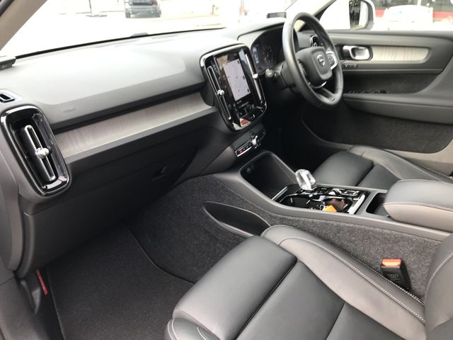 VOLVO VOLVO XC40 2021