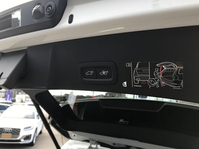 VOLVO VOLVO XC40 2021