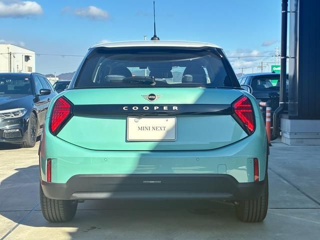 BMW MINI COOPER 5DOOR 2025