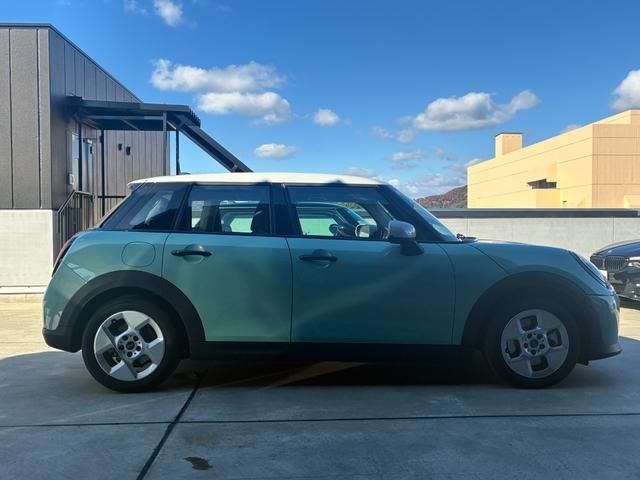 BMW MINI COOPER 5DOOR 2025