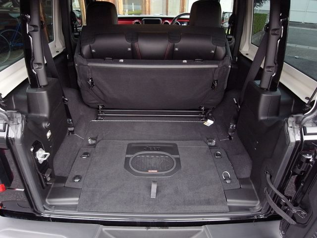 JEEP JEEP WRANGLER 2023