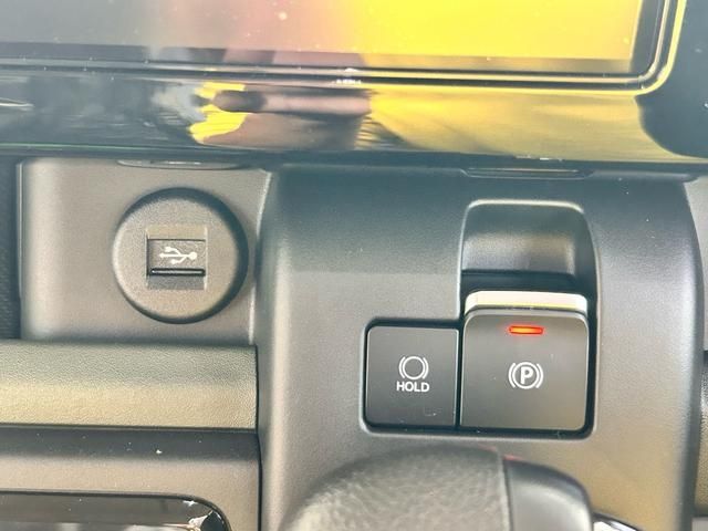 SUZUKI Spacia GEAR 2024