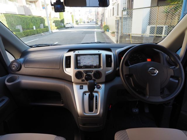 NISSAN NV200 VANETTE van 2017