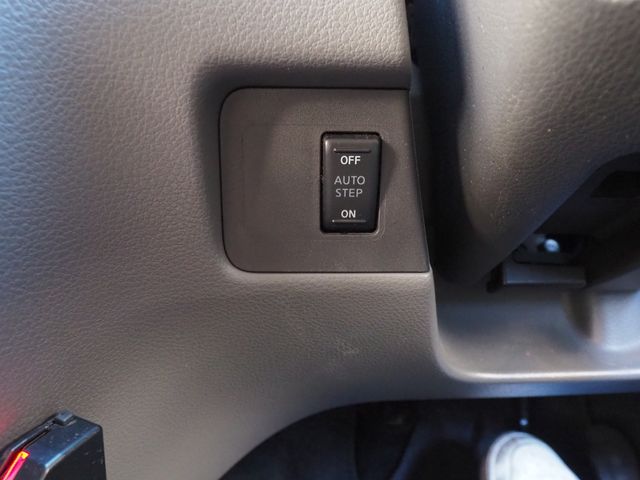 NISSAN NV200 VANETTE van 2017