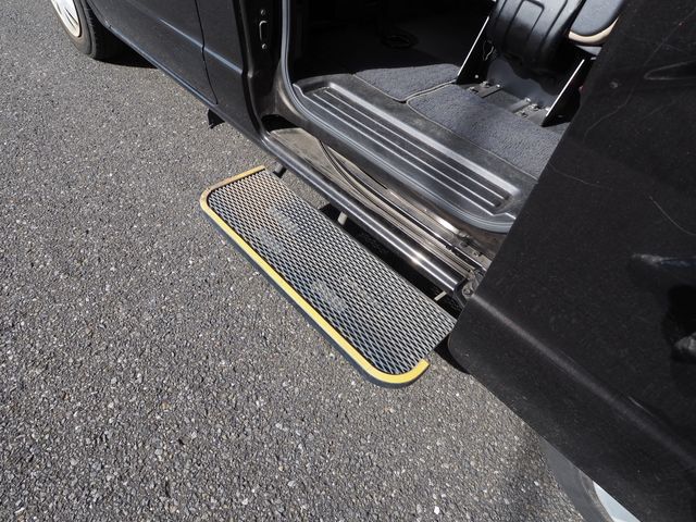 NISSAN NV200 VANETTE van 2017