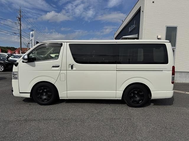 TOYOTA HIACE van 2WD 2019