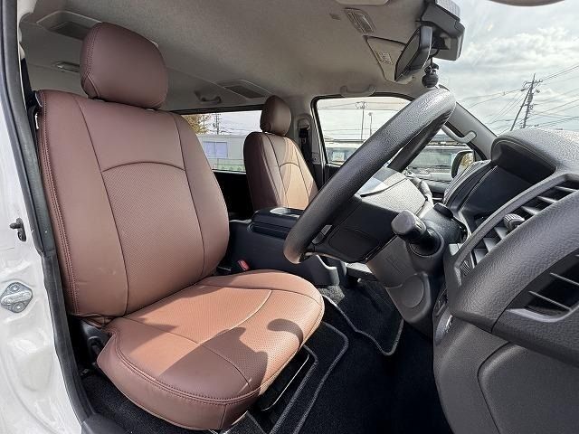 TOYOTA HIACE van 2WD 2019