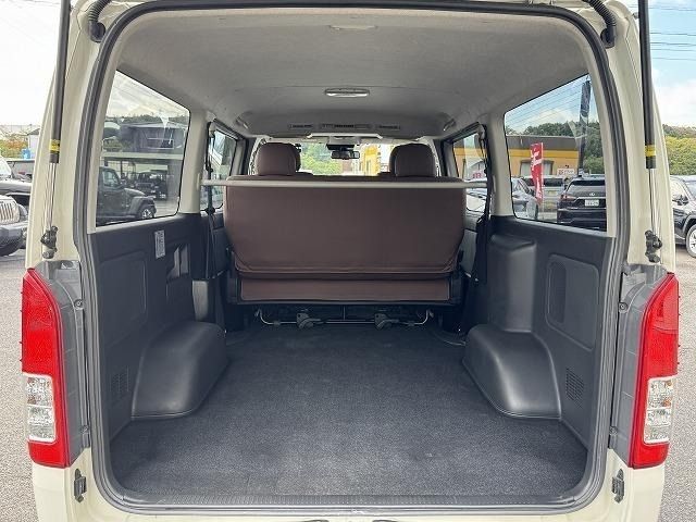 TOYOTA HIACE van 2WD 2019
