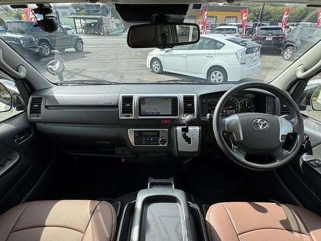 TOYOTA HIACE van 2WD 2019