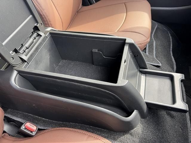 TOYOTA HIACE van 2WD 2019