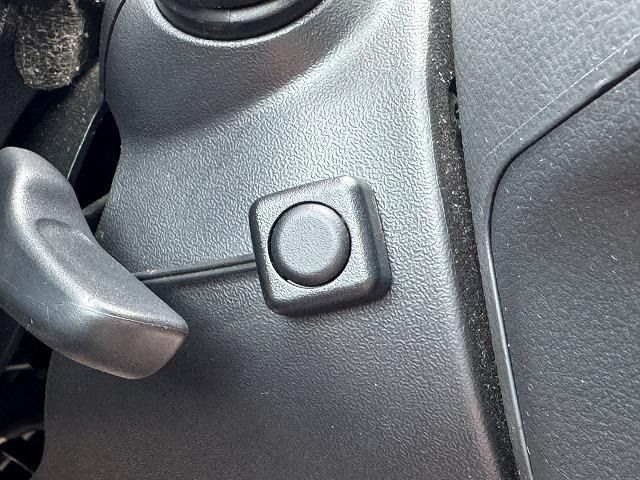 TOYOTA HIACE van 2WD 2019