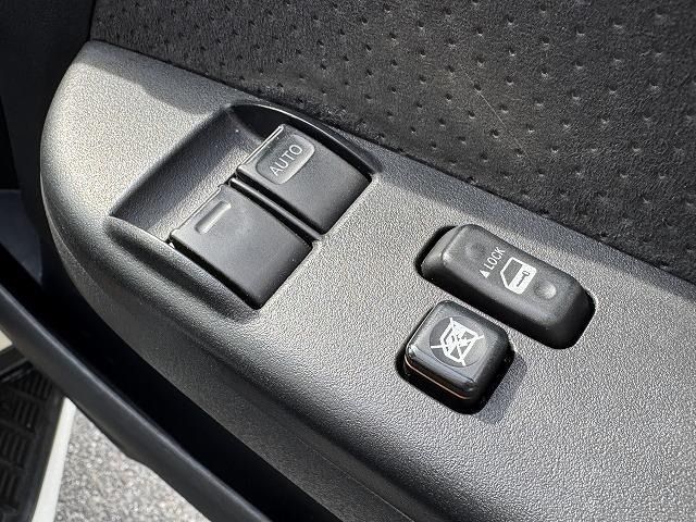 TOYOTA HIACE van 2WD 2019