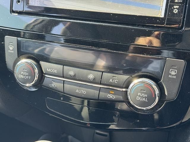 NISSAN X-TRAIL HYBRID 4WD 2017