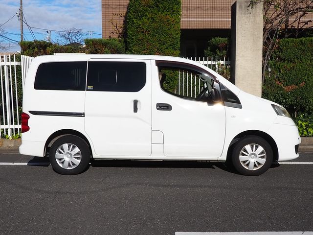NISSAN NV200 VANETTE van 2015