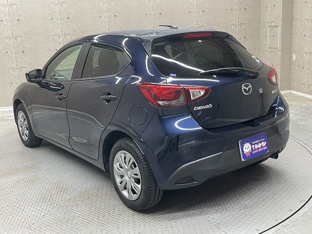 MAZDA DEMIO 2015