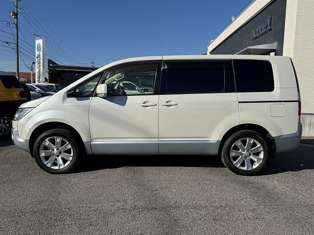 MITSUBISHI DELICA D:5 4WD 2013