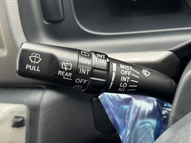 TOYOTA HIACE van 2WD 2013